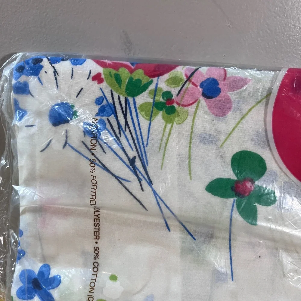 Vtg Room Concepts by Bibb Twin Flat Sheet Silk Flowers Floral Pink Blue White
